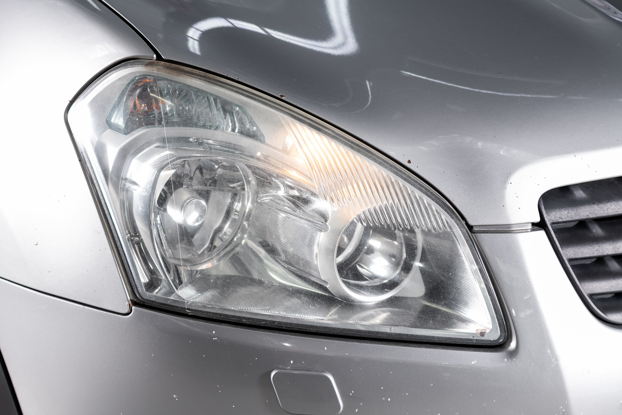 fogged headlight restoration