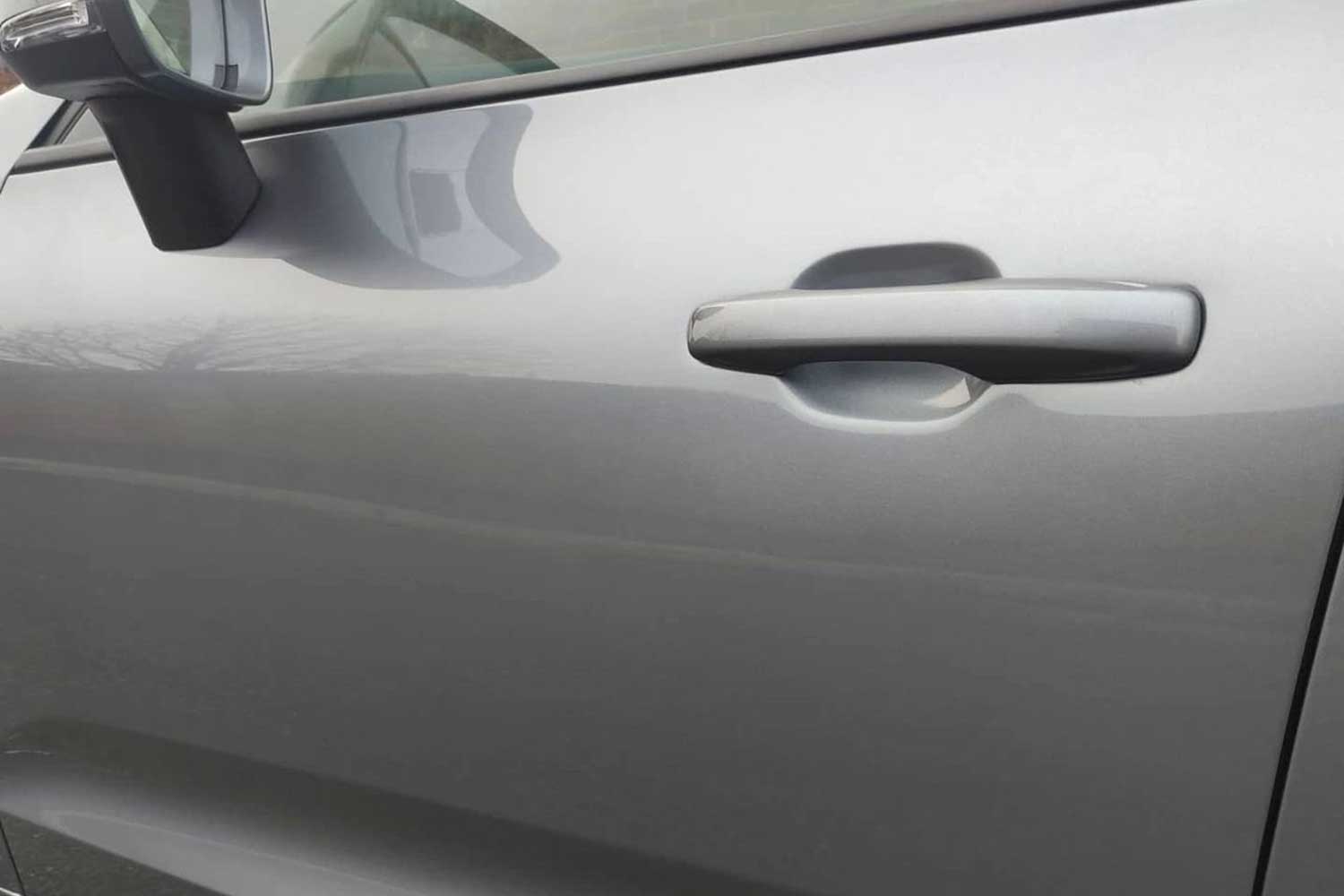 Volvo XC60 front door repair